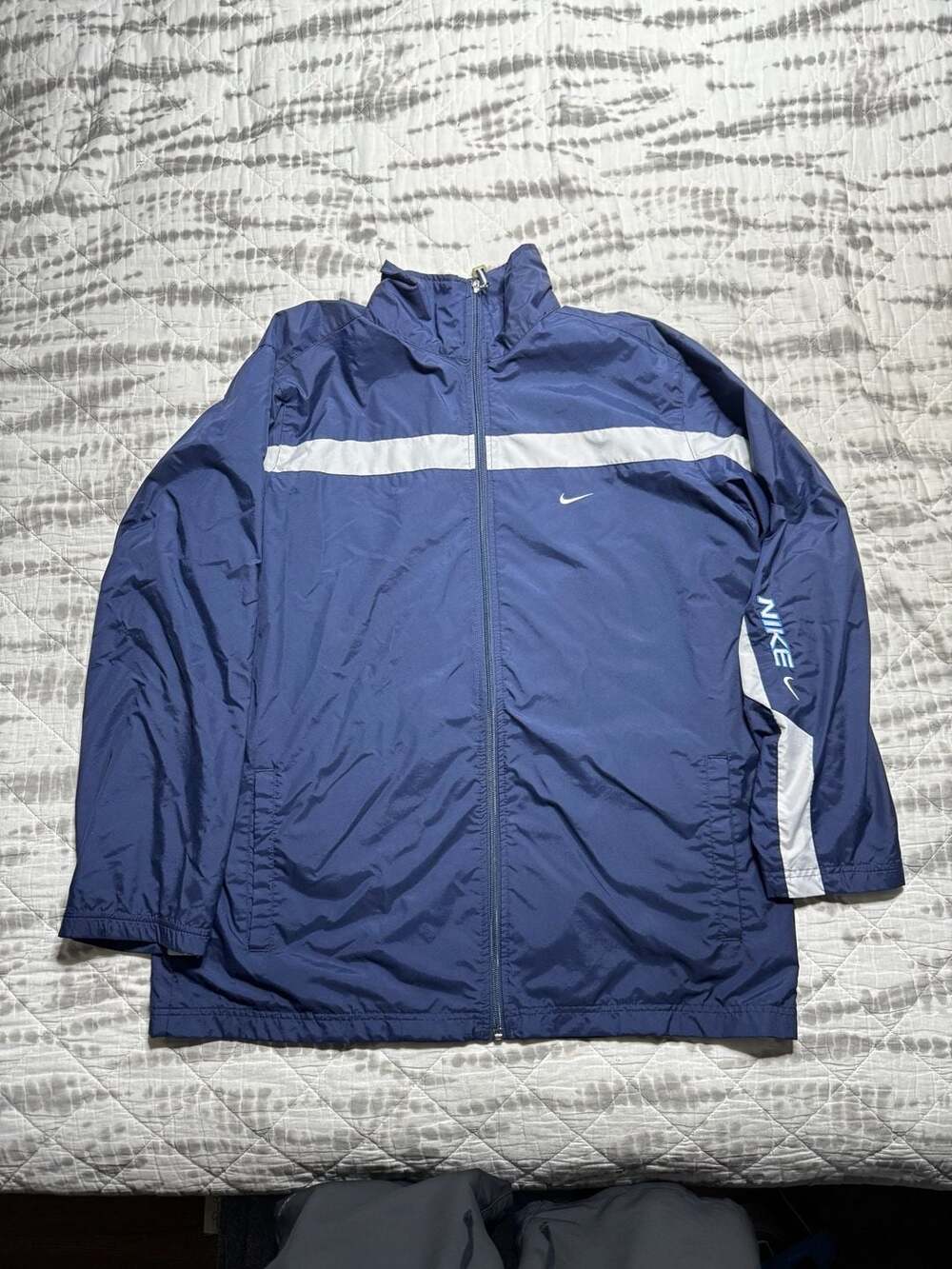 Nike Vintage Windbreaker Jacket XL Blue White Full Zip Track Jacket